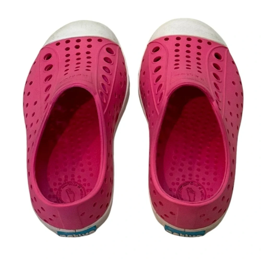 Native Jefferson Kids Classic Slip On Shoes Pink Size 7